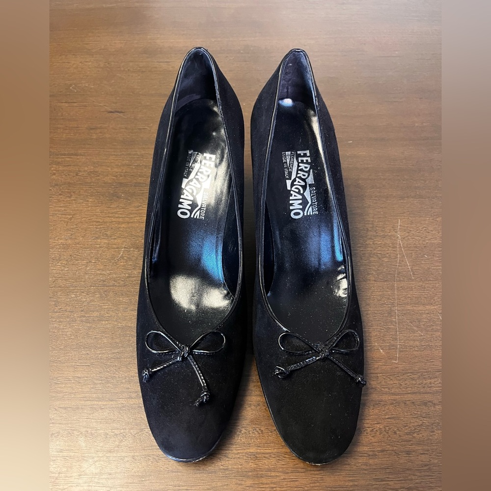 Salvatore Ferragamo Pumps Bow Detail Black  Classic Shoes Size 9 Made In Italy‎